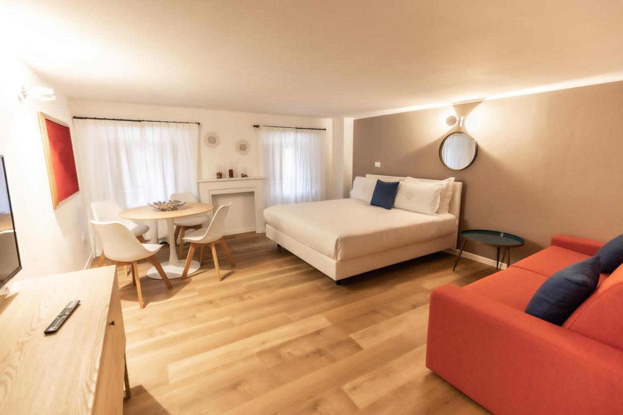 Grand Hotel Duchi D'Aosta Apartments ตรีเอสเต ภายนอก รูปภาพ