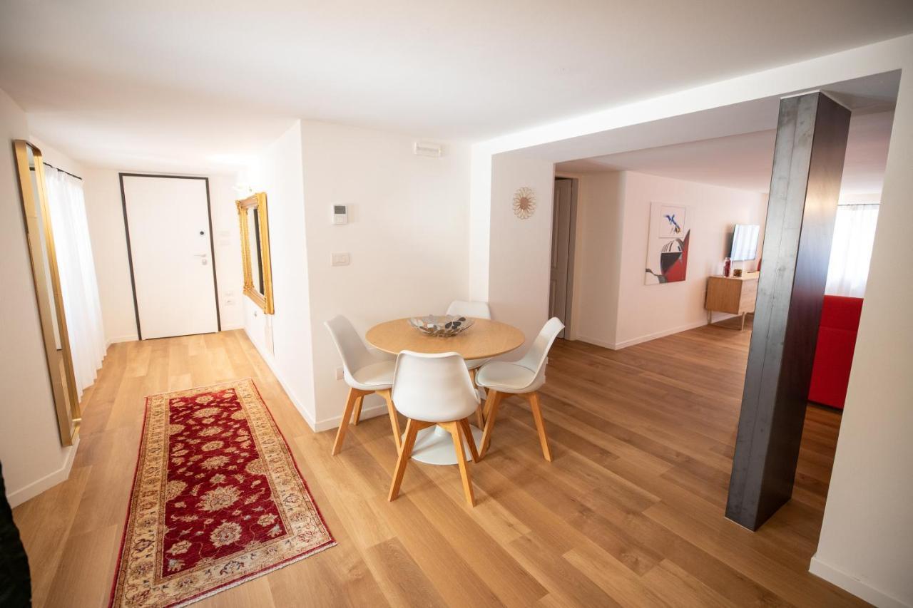 Grand Hotel Duchi D'Aosta Apartments ตรีเอสเต ภายนอก รูปภาพ