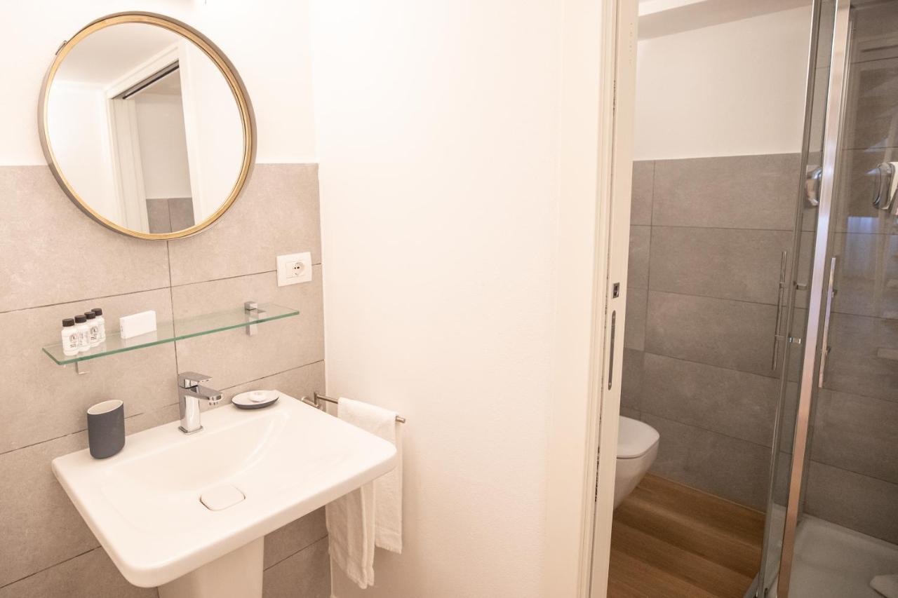 Grand Hotel Duchi D'Aosta Apartments ตรีเอสเต ภายนอก รูปภาพ